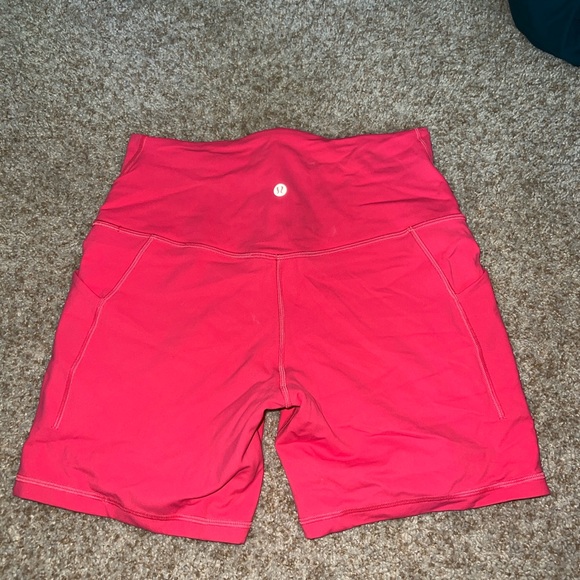 lululemon Align™ High-Rise Short with Pockets 6" lip gloss - Picture 5 of 5